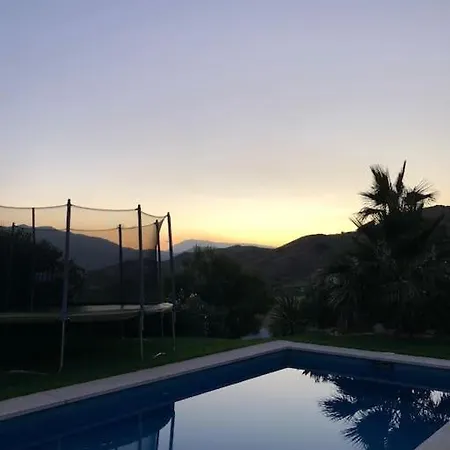 Villa Modern Retreat In Beautiful Countryside. Mijas